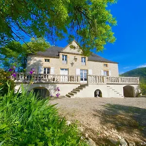 Domaine La Bed & Breakfast
